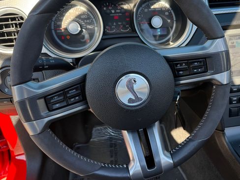 Used 2011 Ford Mustang Shelby GT500 w/ SVT Performance Pkg image 15