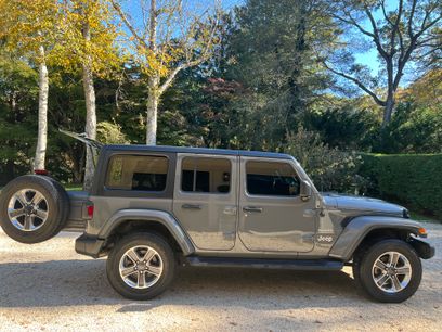 Used 2021 Jeep Wrangler Unlimited Sahara w/ Uconnect 4C Nav & Sound Group