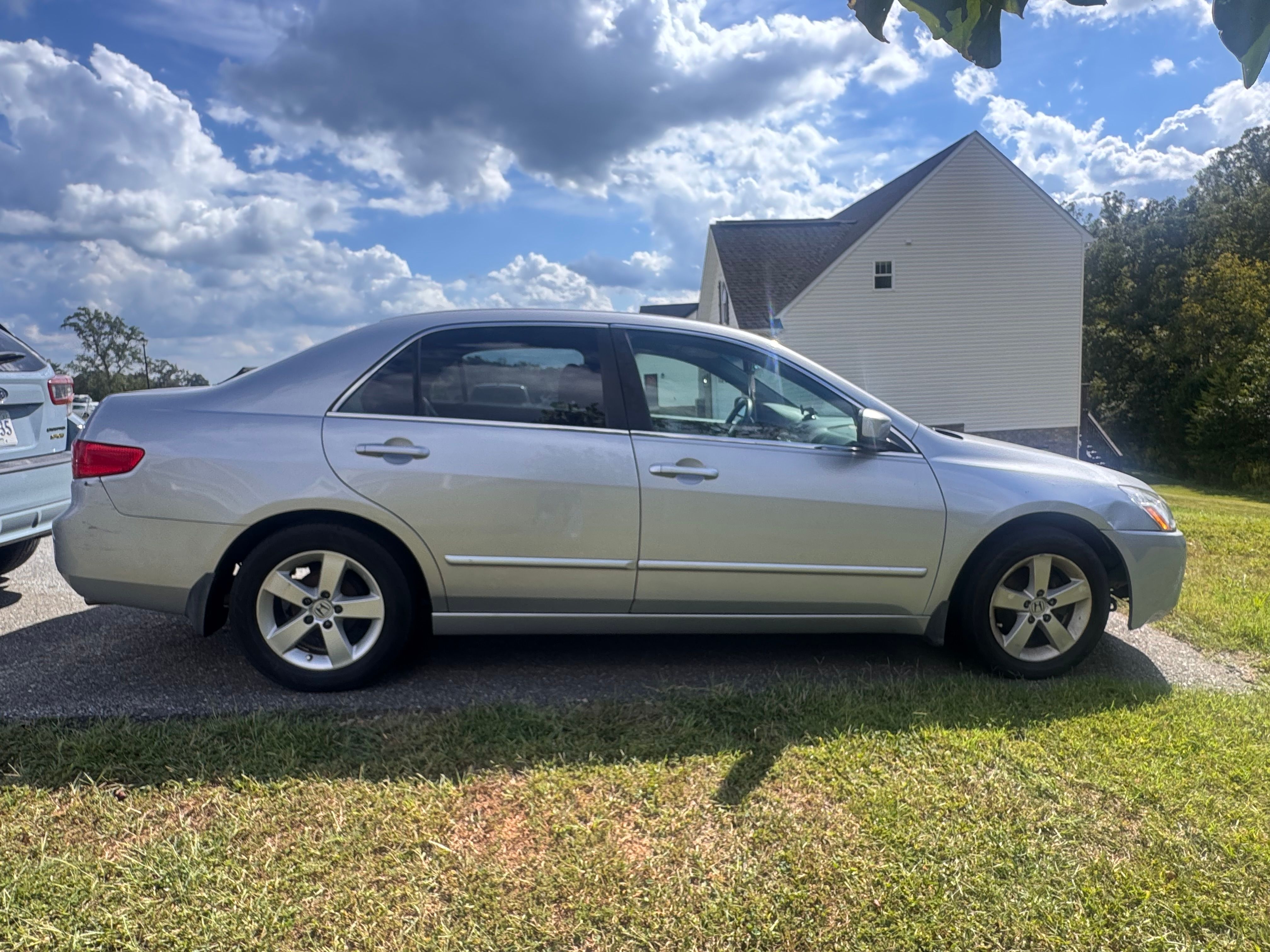 Used 2005 Honda Accord LX image 2