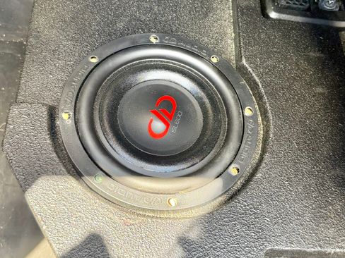 Used 2023 Jeep Gladiator Overland AWD/4WD image 13