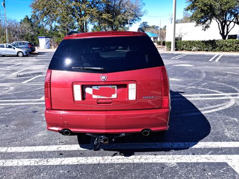 Used 2009 Cadillac SRX AWD w/ Third Row Seating Package image 2