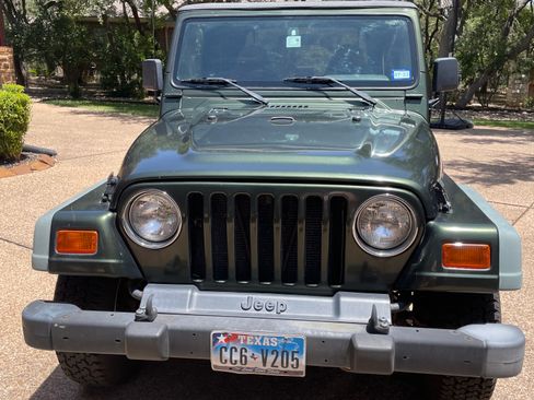 Used 1998 Jeep Wrangler Sport AWD/4WD image 4