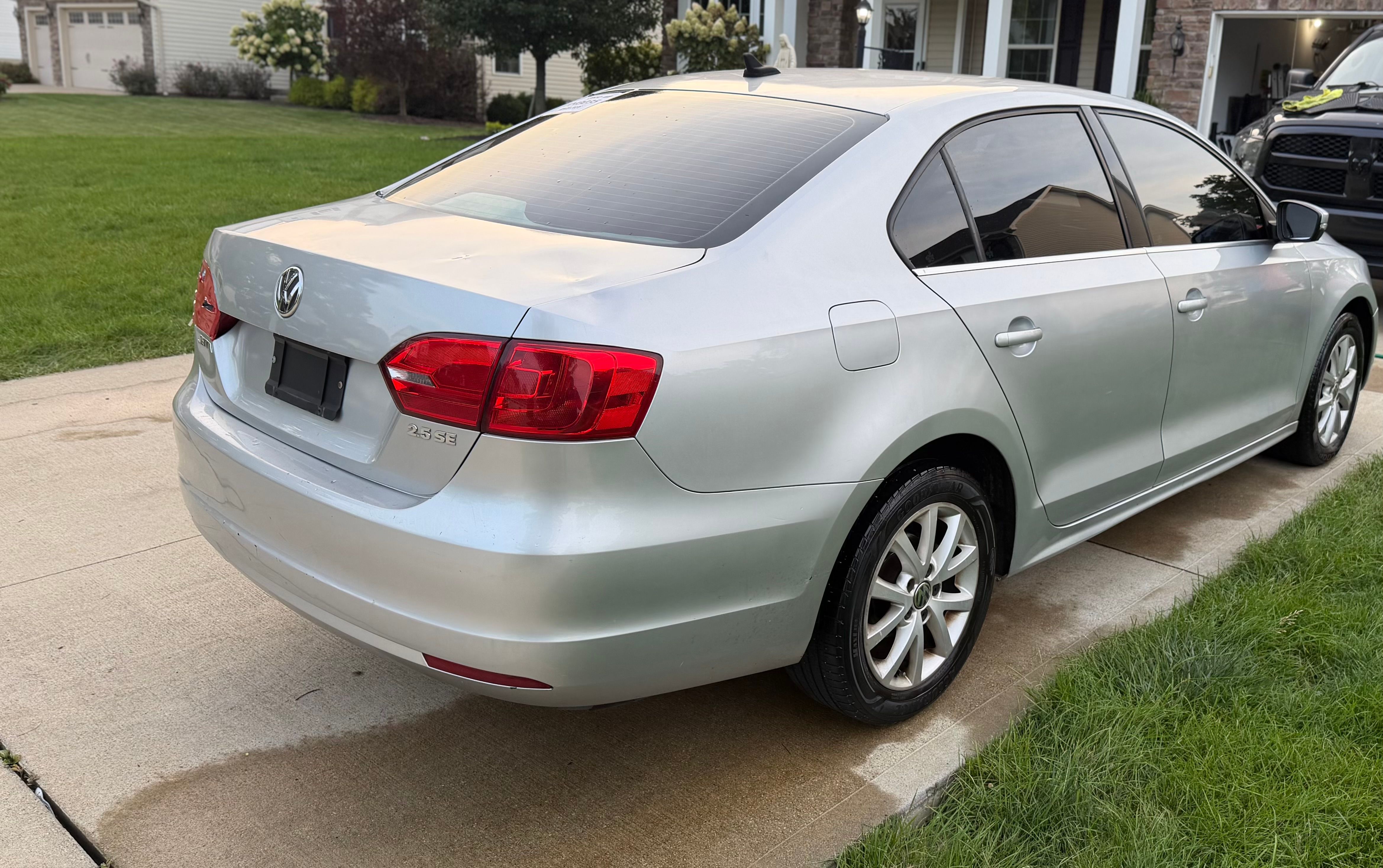 Used 2013 Volkswagen Jetta SE FWD image 9