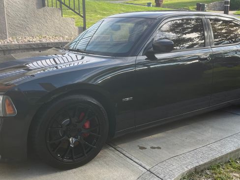 Used 2010 Dodge Charger SRT8 w/ SRT Option Group III RWD image 1
