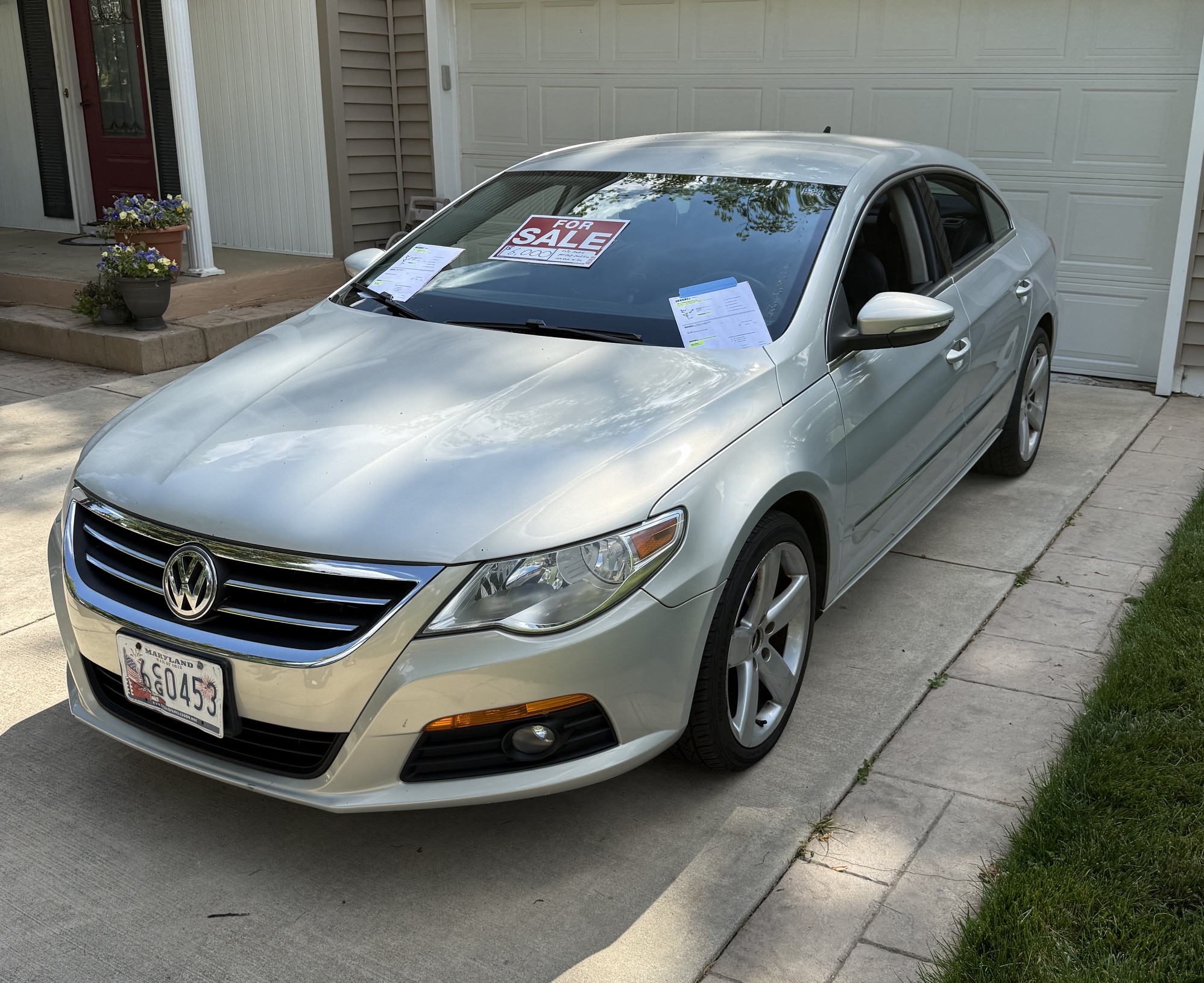 Used 2011 Volkswagen CC Lux Limited FWD image 2