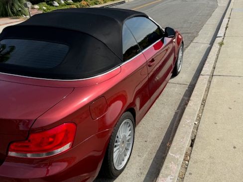 Used 2012 BMW 128i Convertible image 2