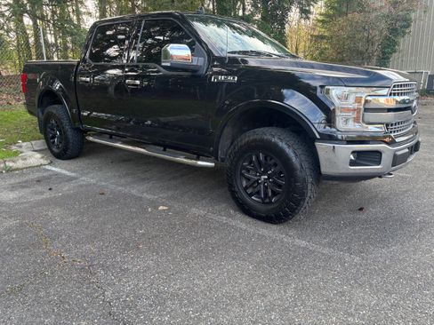 Used 2019 Ford F150 Lariat w/ Equipment Group 502A Luxury AWD/4WD image 11