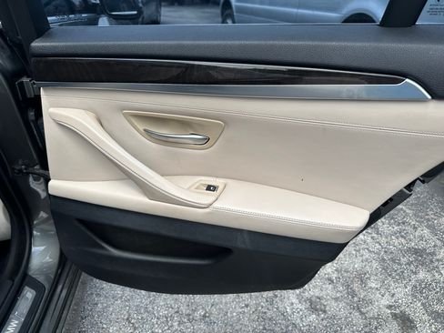 Used 2014 BMW 528i Sedan image 25