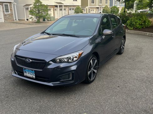 Used 2017 Subaru Impreza 2.0i Sport AWD/4WD image 2