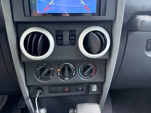 Used 2008 Jeep Wrangler Sahara w/ Dual Top Group image 9