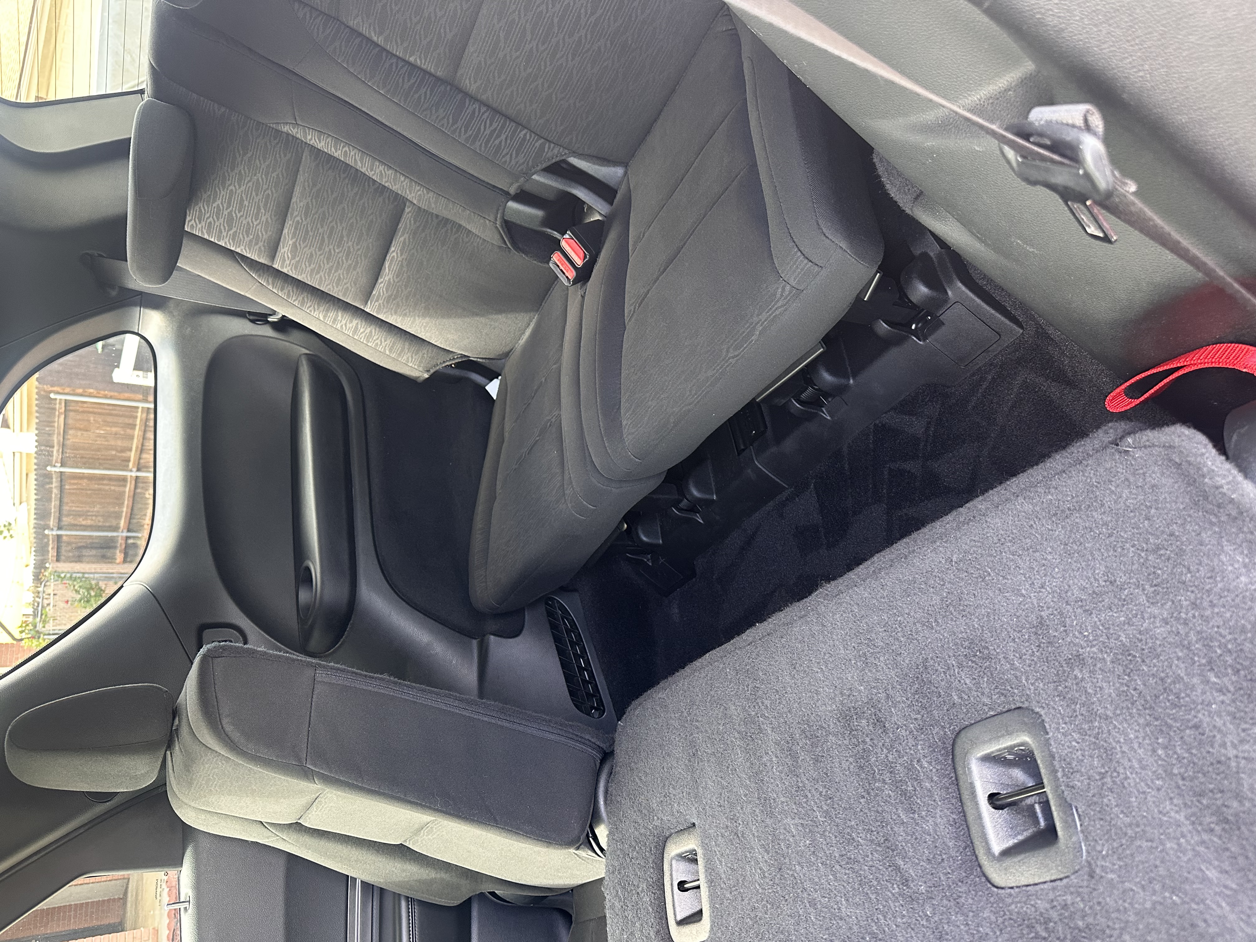 Used 2022 Dodge Durango SXT AWD/4WD image 9
