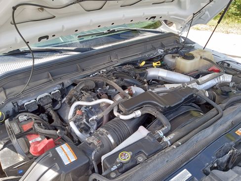 Used 2016 Ford F350 XLT w/ XLT Premium Package image 23