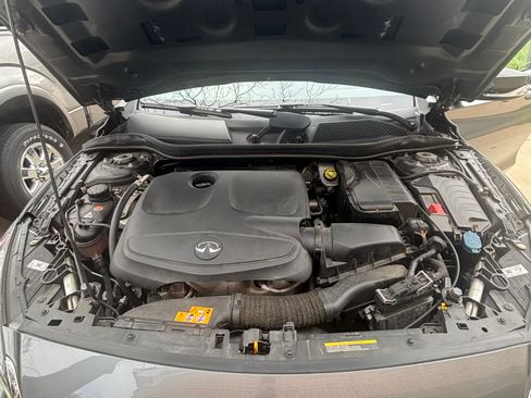 Used 2019 INFINITI QX30 Premium w/ Cargo Package image 10