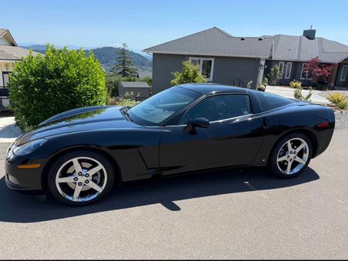 Used 2009 Chevrolet Corvette Coupe image 5