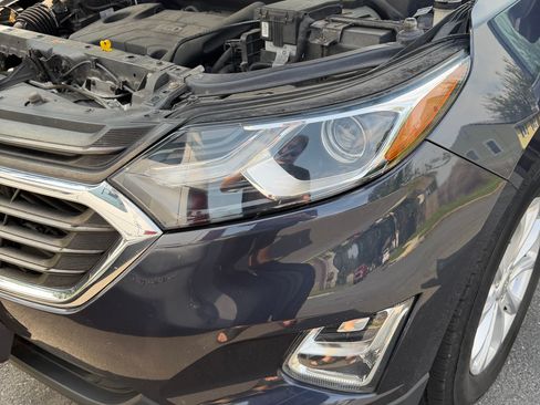 Used 2018 Chevrolet Equinox LT AWD/4WD image 10