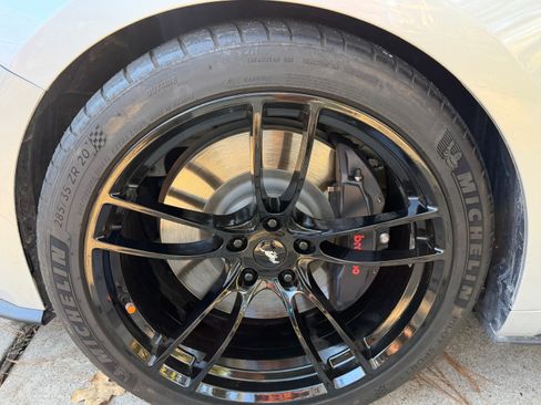 Used 2019 Ford Mustang GT Premium w/ GT Performance Package image 10