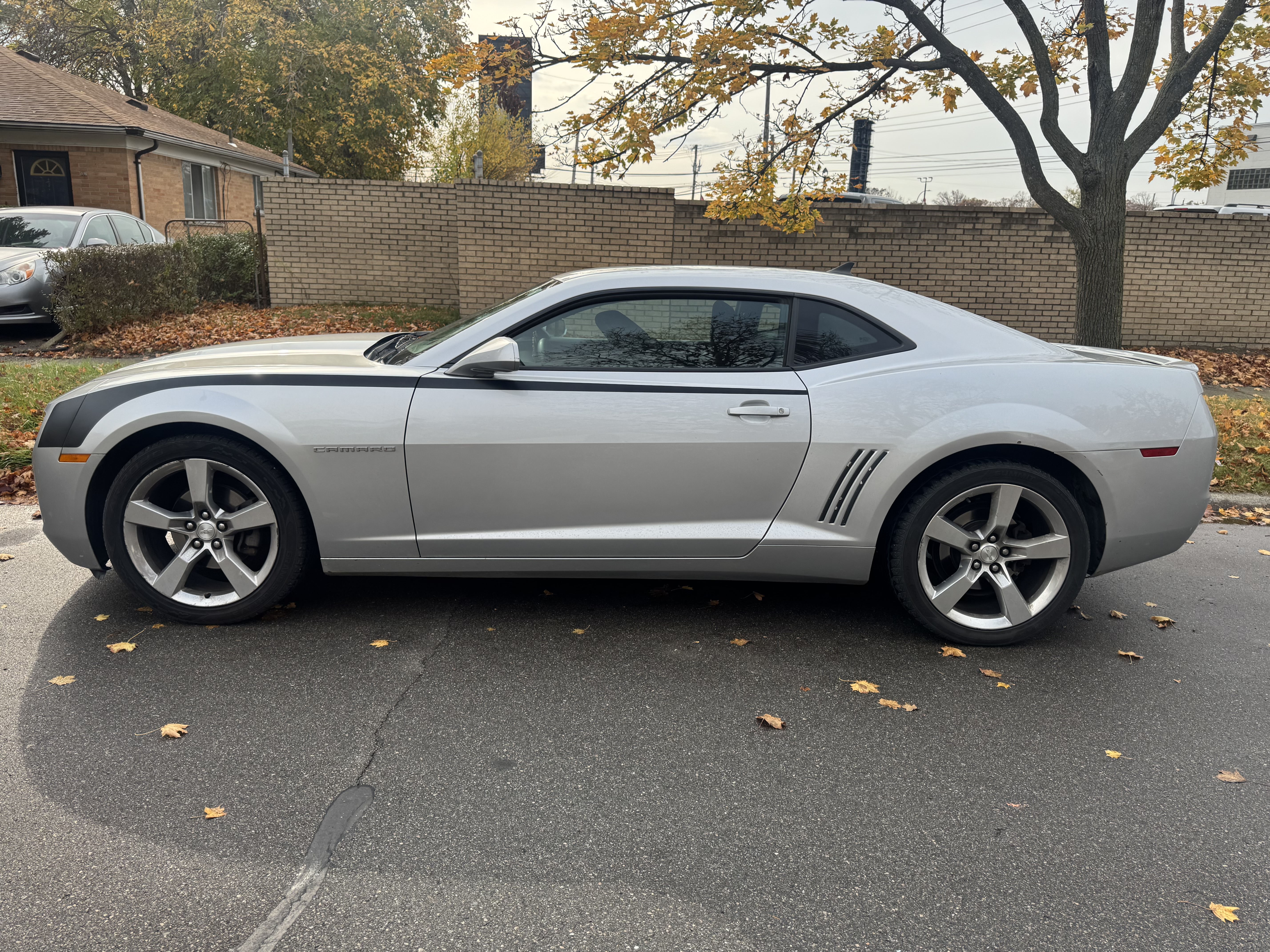 Used 2011 Chevrolet Camaro LT w/ RS Package RWD image 8