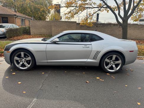 Used 2011 Chevrolet Camaro LT w/ RS Package image 8