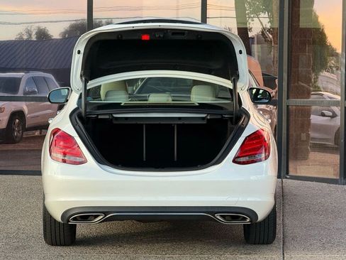 Used 2015 Mercedes-Benz C 300 4MATIC Sedan image 14