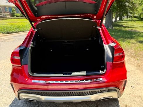 Used 2015 Mercedes-Benz GLA 250 4MATIC image 17