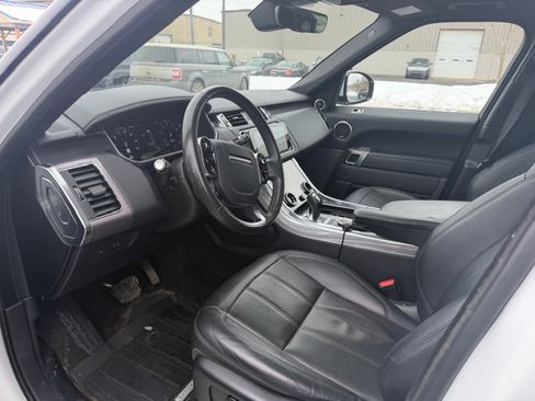 Used 2020 Land Rover Range Rover Sport HSE image 14