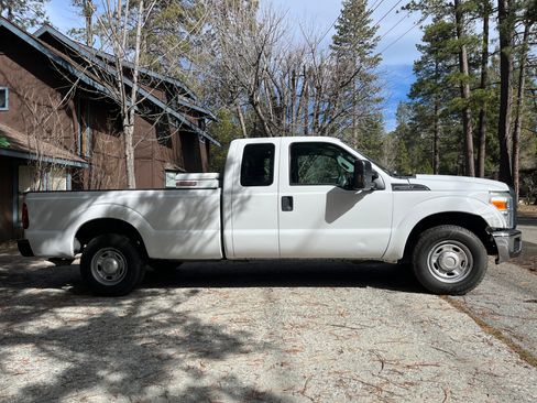 Used 2014 Ford F250 XL image 5