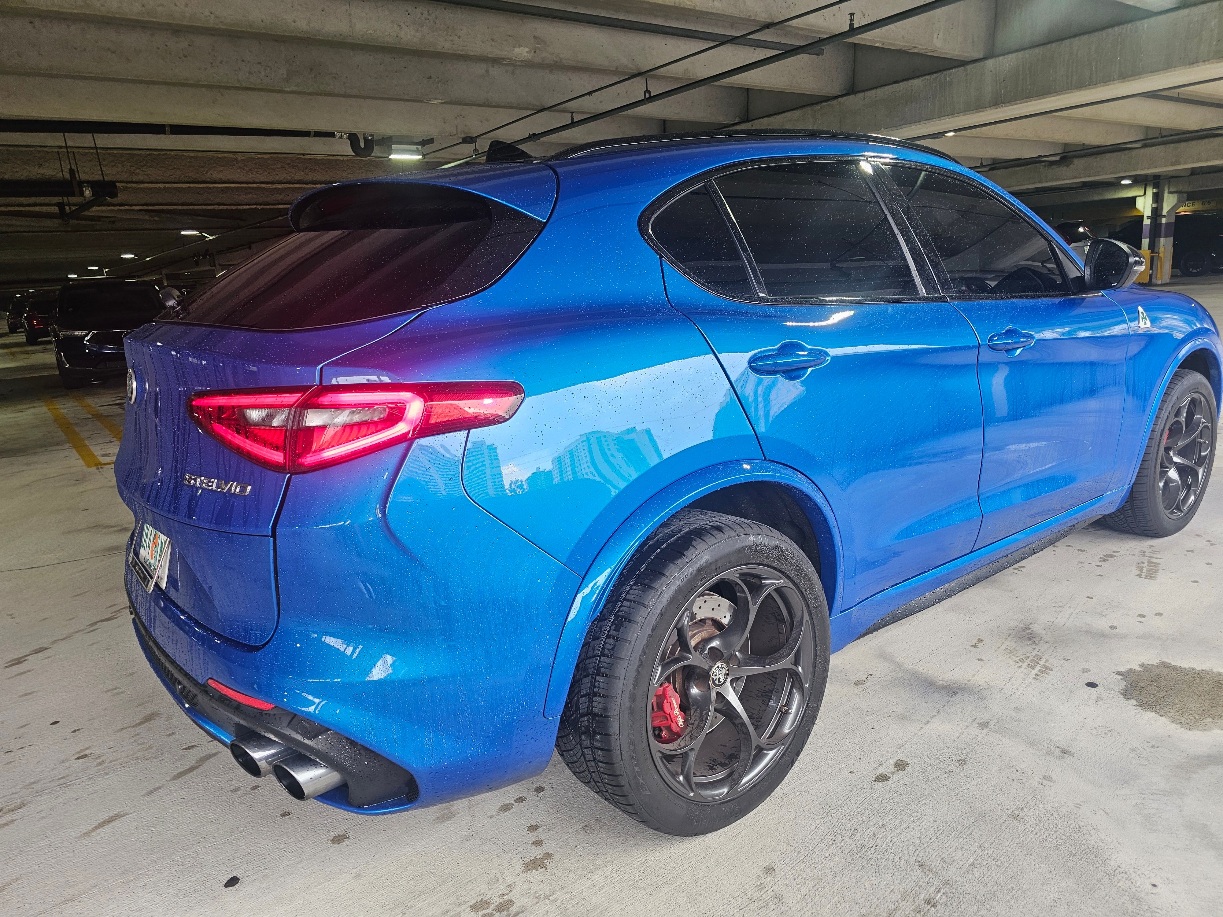 Used 2022 Alfa Romeo Stelvio Quadrifoglio w/ Active Assist Plus Package AWD/4WD image 13