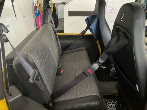 Used 2000 Jeep Wrangler SE image 26