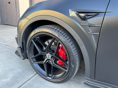 Used 2023 Tesla Model Y Performance AWD/4WD image 5
