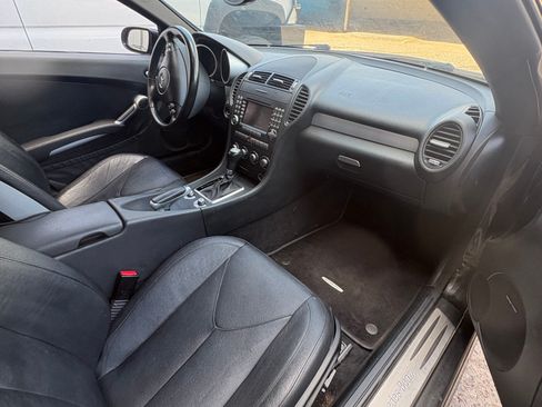 Used 2008 Mercedes-Benz SLK 350 image 5