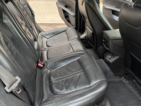 Used 2014 Lincoln MKZ Sedan 4D w/ Equipment Group 102A Reserve image 8