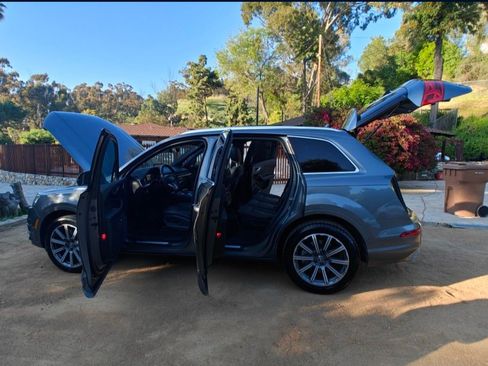 Used 2017 Audi Q7 2.0T Premium Plus image 1