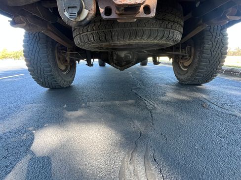 Used 2004 Chevrolet Silverado 2500 LS w/ Heavy-Duty Power Package image 14