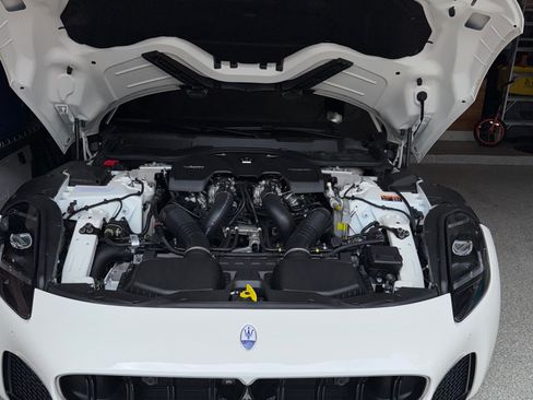 Used 2024 Maserati GranTurismo Modena image 5