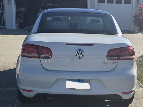Used 2016 Volkswagen Eos Komfort image 11