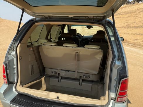 Used 2005 Mercury Monterey Luxury image 5