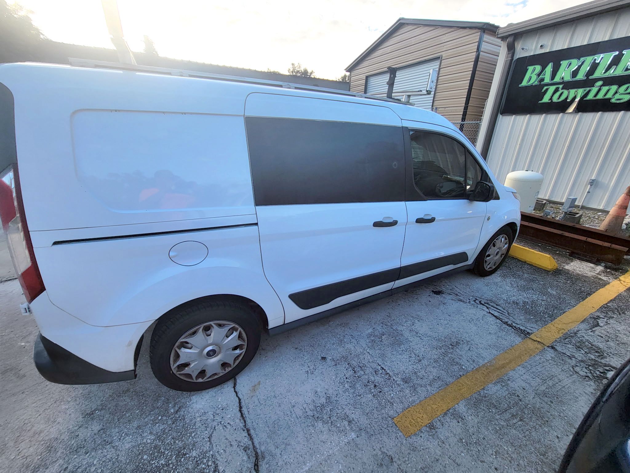 Used 2018 Ford Transit Connect XLT FWD image 6
