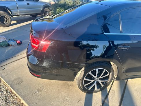 Used 2017 Volkswagen Jetta SE image 13