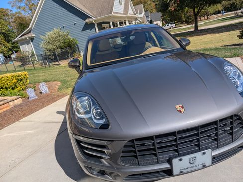 Used 2015 Porsche Macan S image 5