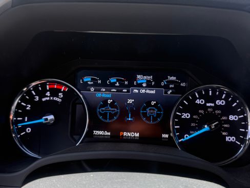 Used 2022 Ford F350 Lariat AWD/4WD image 12
