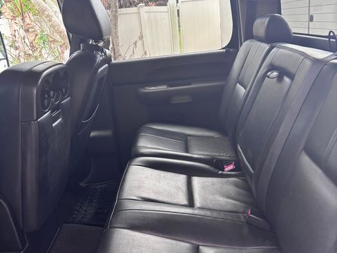 Used 2010 Chevrolet Silverado 2500 LT image 14