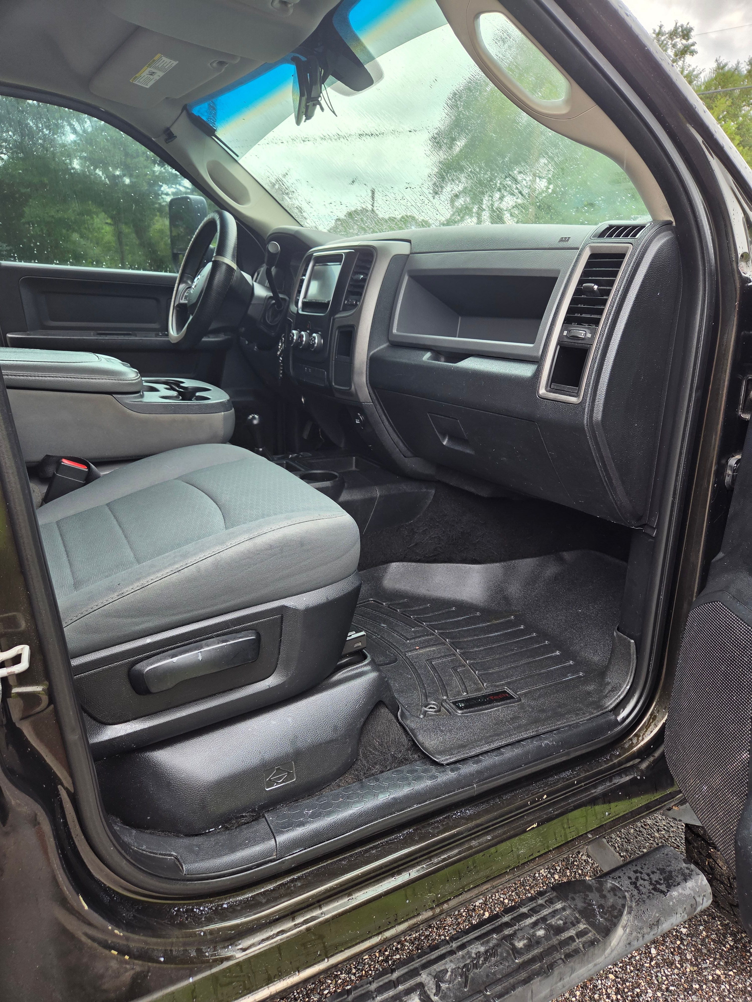 Used 2014 RAM 3500 Tradesman AWD/4WD image 10
