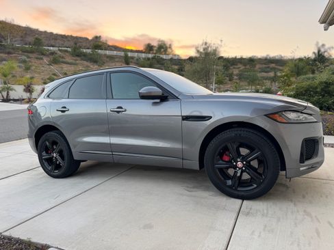 Used 2020 Jaguar F-PACE S AWD/4WD image 4