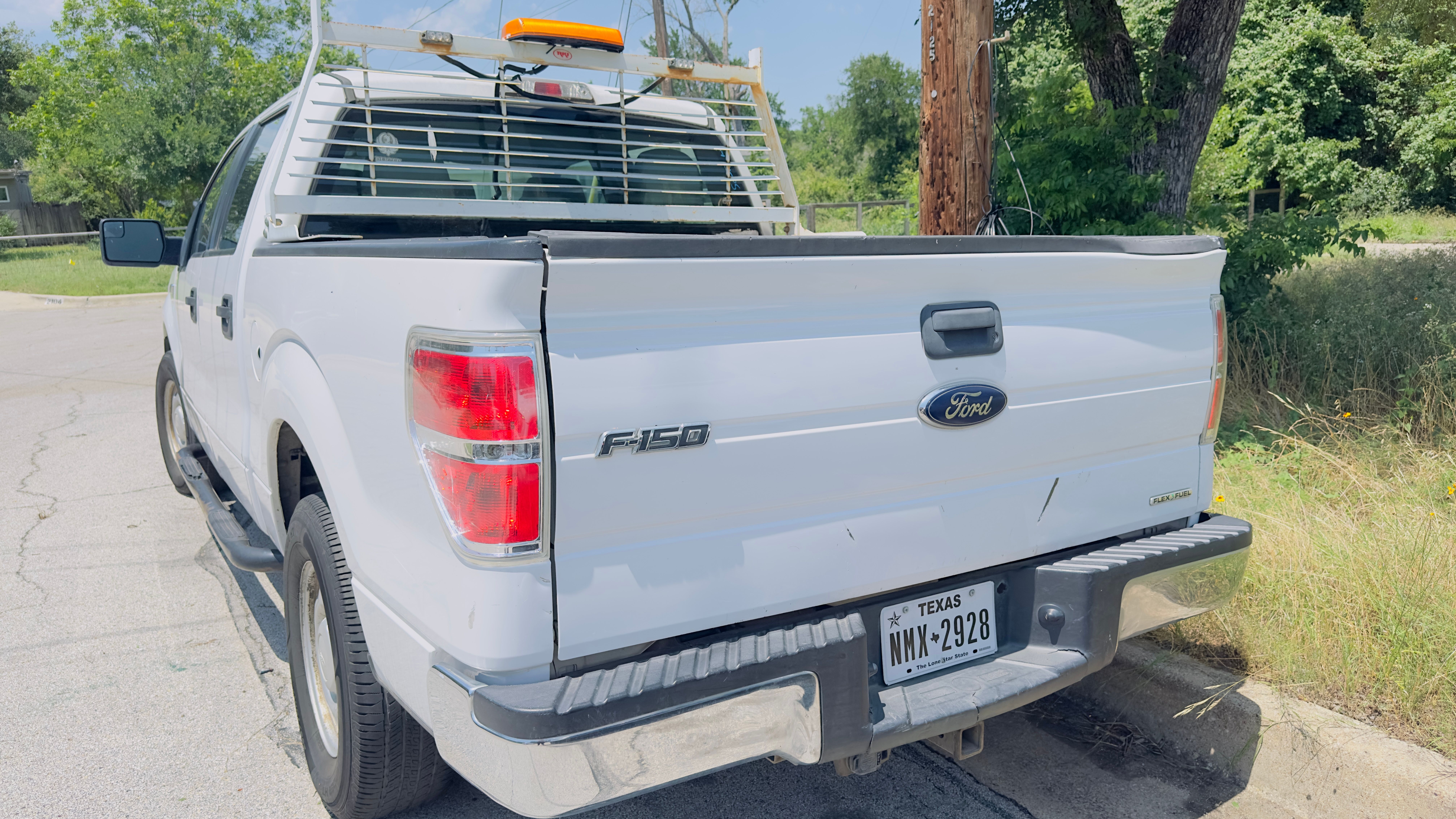 Used 2014 Ford F150 XL w/ Equipment Group 101A Mid RWD image 2