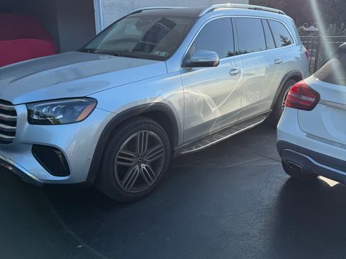 Used 2019 Mercedes-Benz GLS 450 4MATIC image 10