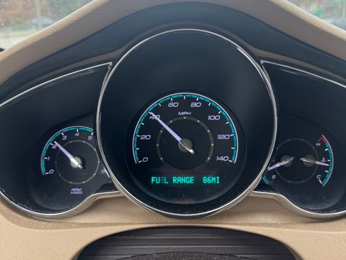 Used 2010 Chevrolet Malibu LS image 11