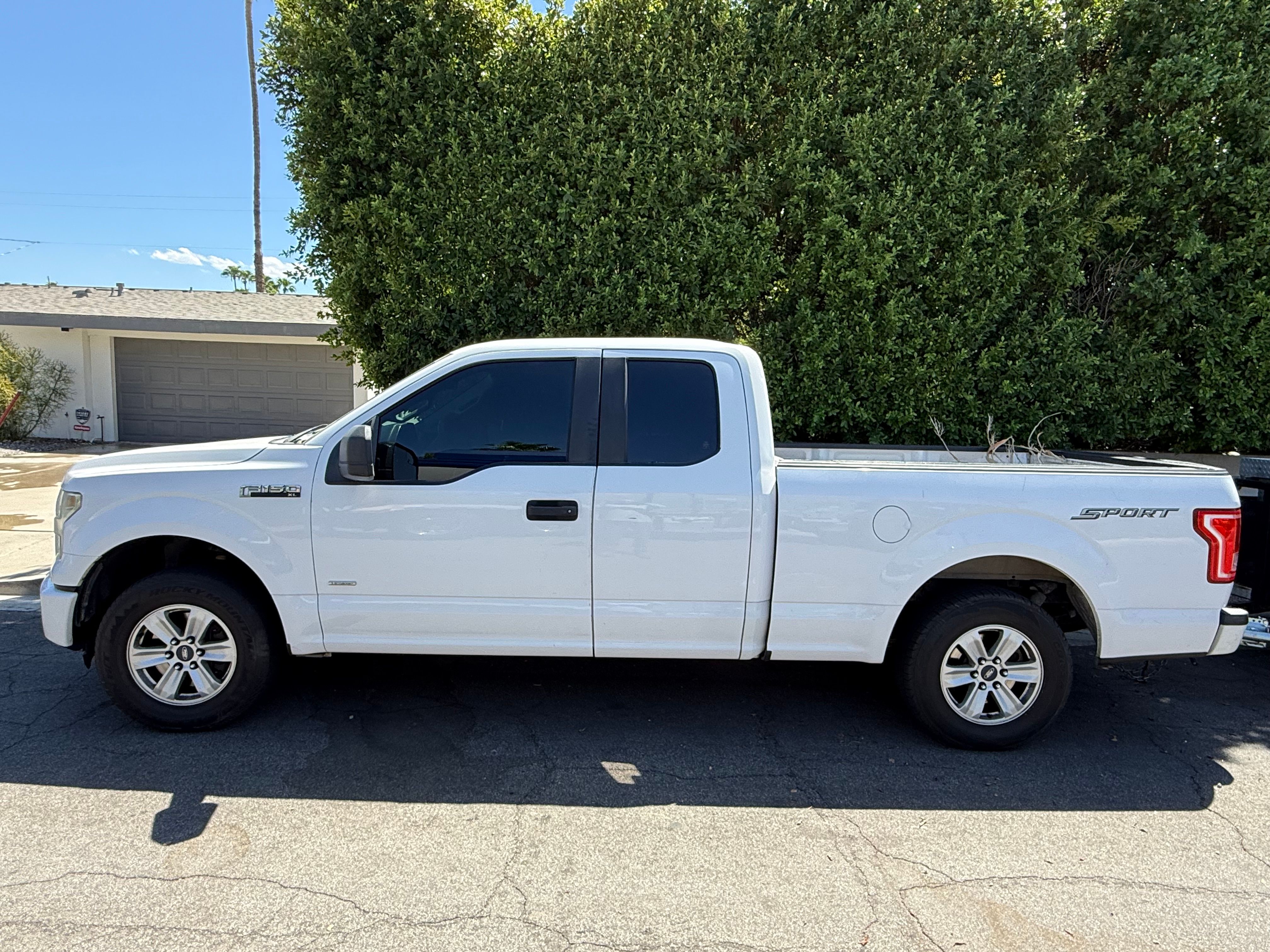 Used 2015 Ford F150 XL w/ Equipment Group 101A Mid RWD image 4