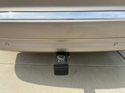 Used 2024 Volvo XC90 B6 Plus w/ Protection Package AWD/4WD image 6