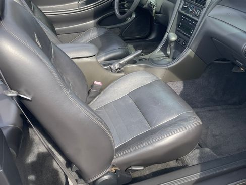 Used 2002 Ford Mustang GT Premium RWD image 6