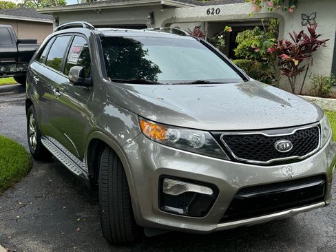 Used 2012 Kia Sorento SX w/ SX Premium Pkg FWD image 5